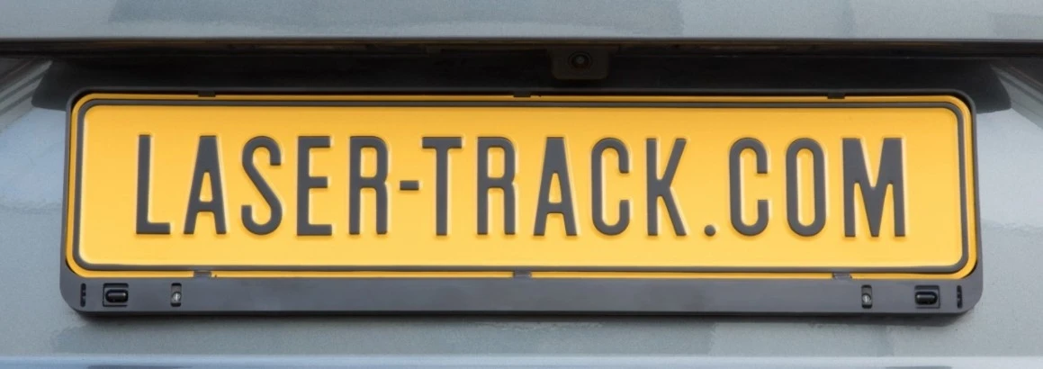 Toms Car HiFi - Flare Nummernschildtransponder (dual) 5 Toms Car HiFi - Flare Nummernschildtransponder (dual) – Bild 5